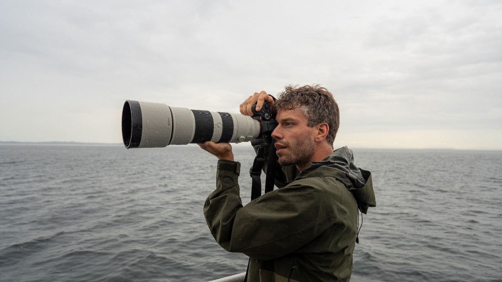 Precision in the Wild: A Field Review of the Sony A7R V with 200-600mm G OSS Lens on Vancouver Island